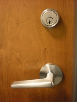 Schlage deadbolt keyed to C123 suite master key