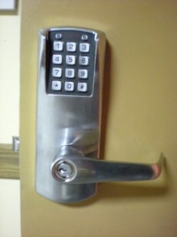 Kaba-Ilco Eplex E2031-XS electronic combination lockset